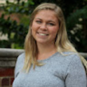 Meet your Posher, Julia